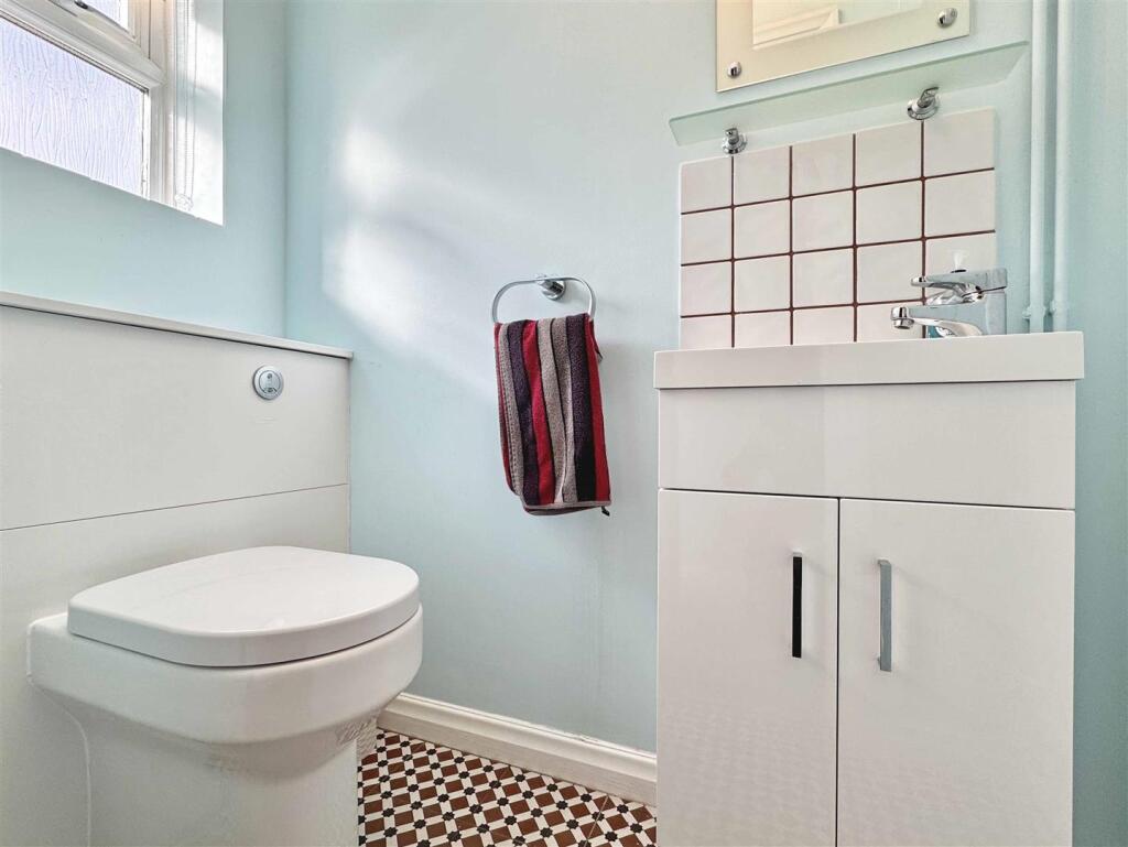 Cloakroom.jpg