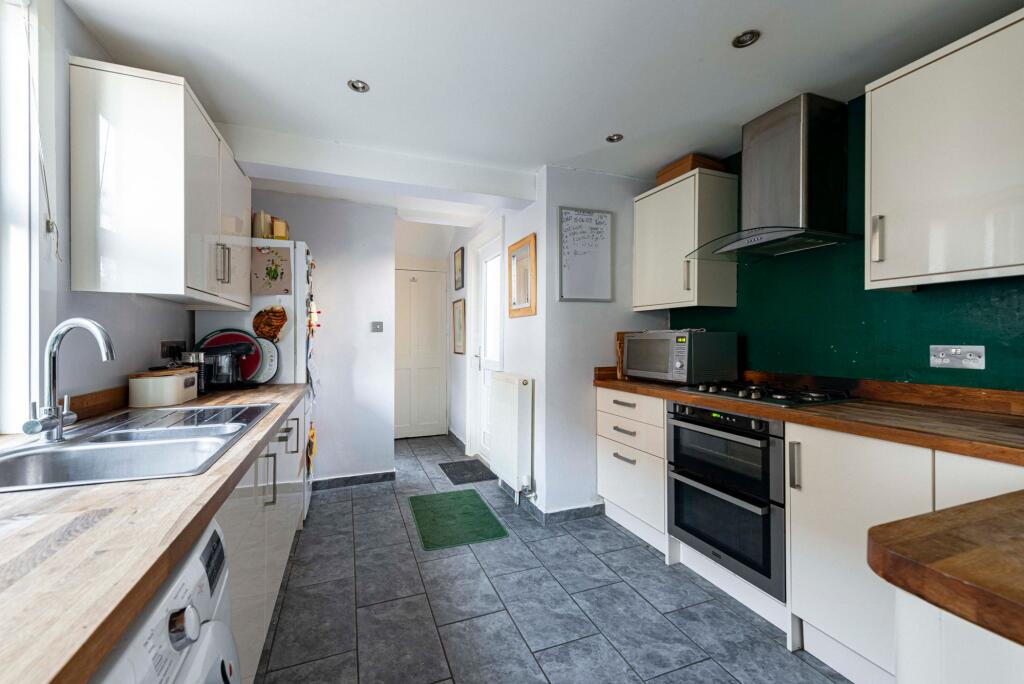 Kitchen (1)