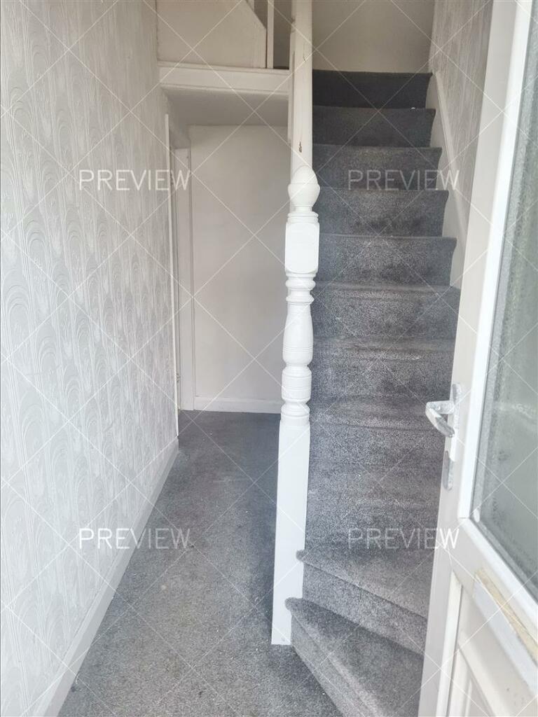 Staircase.jpg