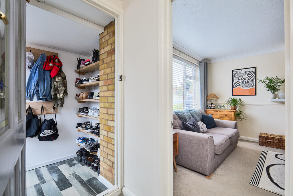 Edward Knight 202...