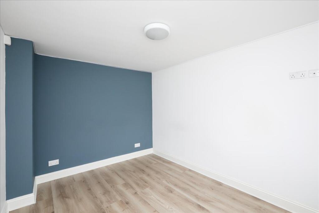 bedroom.jpg