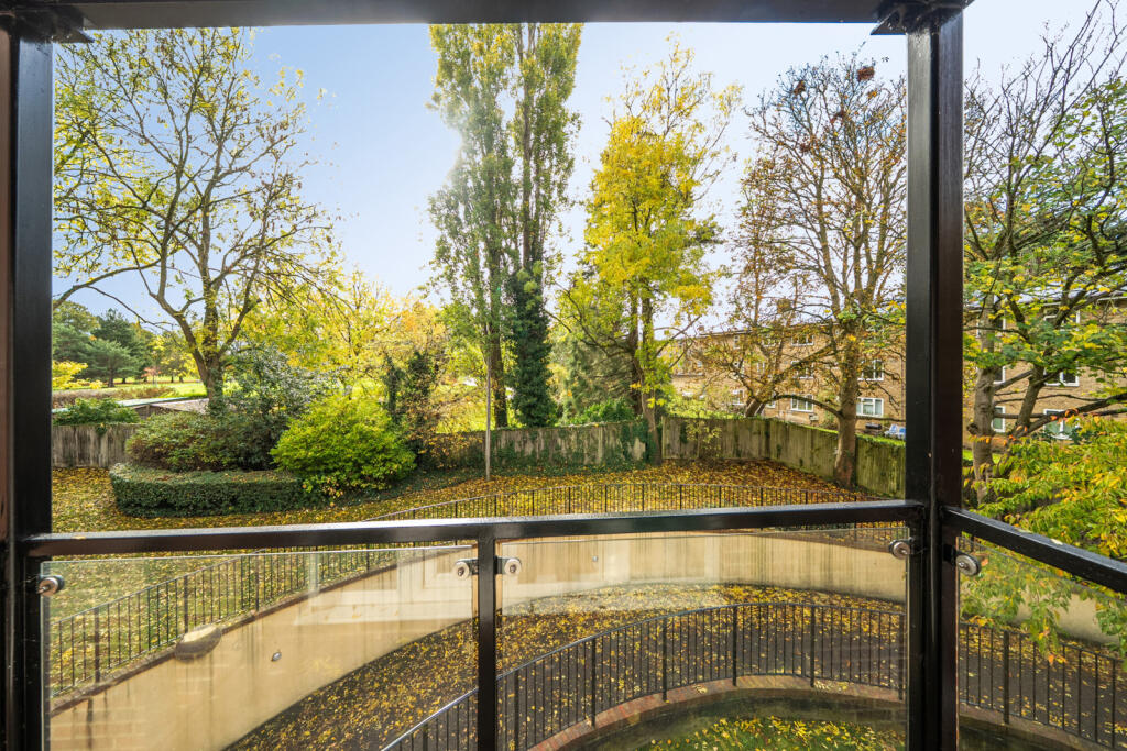 1371369-19-68f778...