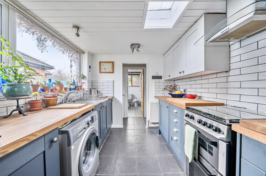 1389199-15-694179...