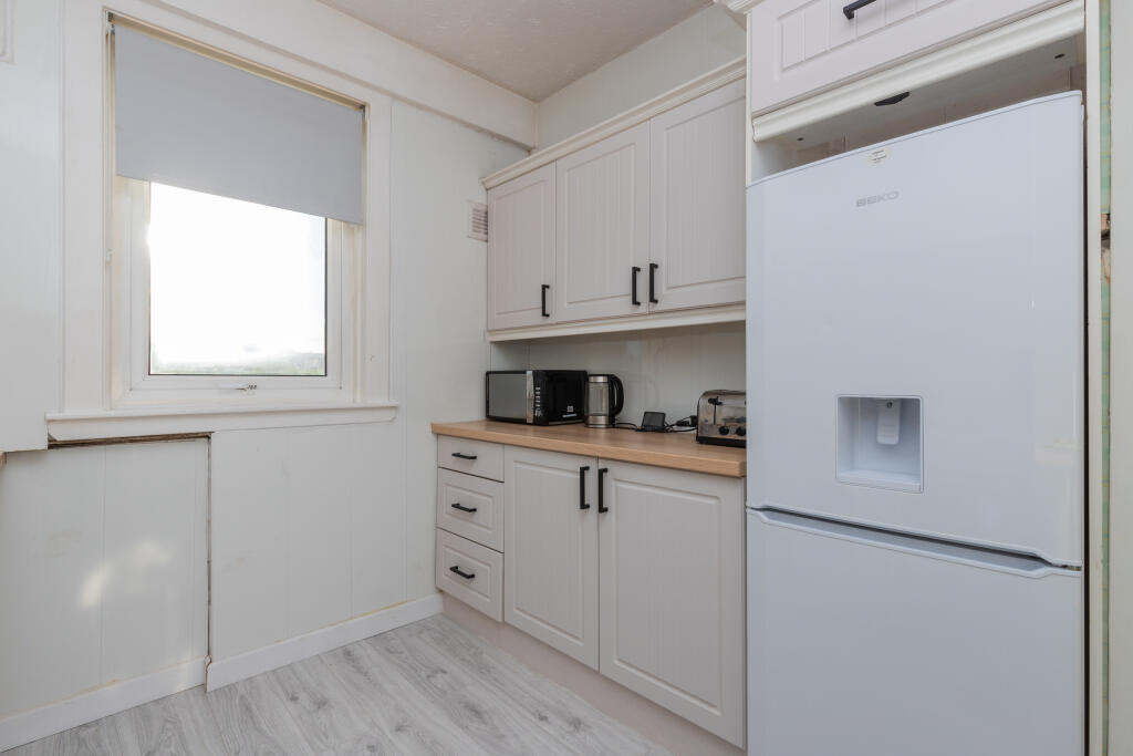 41 Green Road Paisley L -14