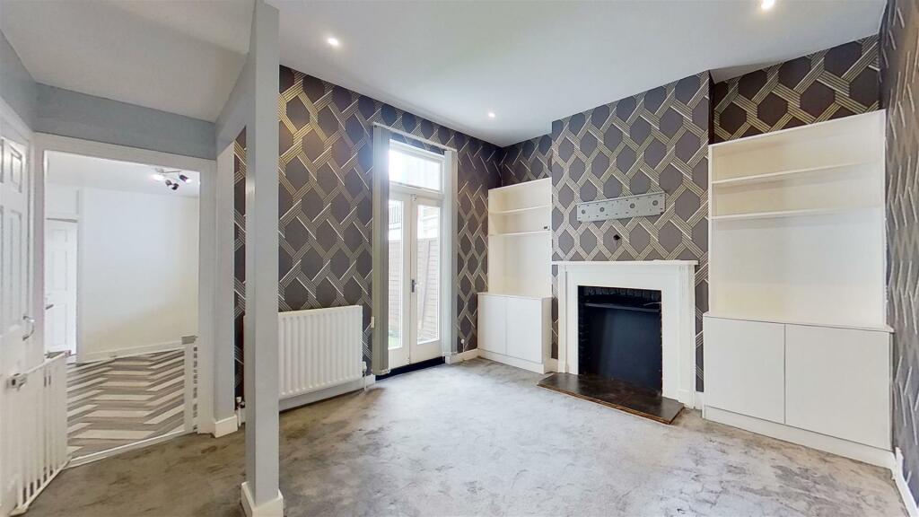 Ingelow-Road-Battersea-SW8-10232022_112626.jpg