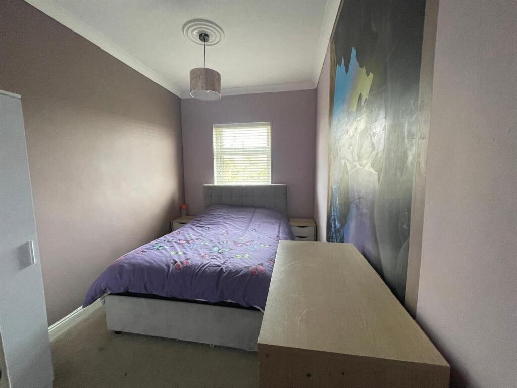 smawthorne bed2.jpeg