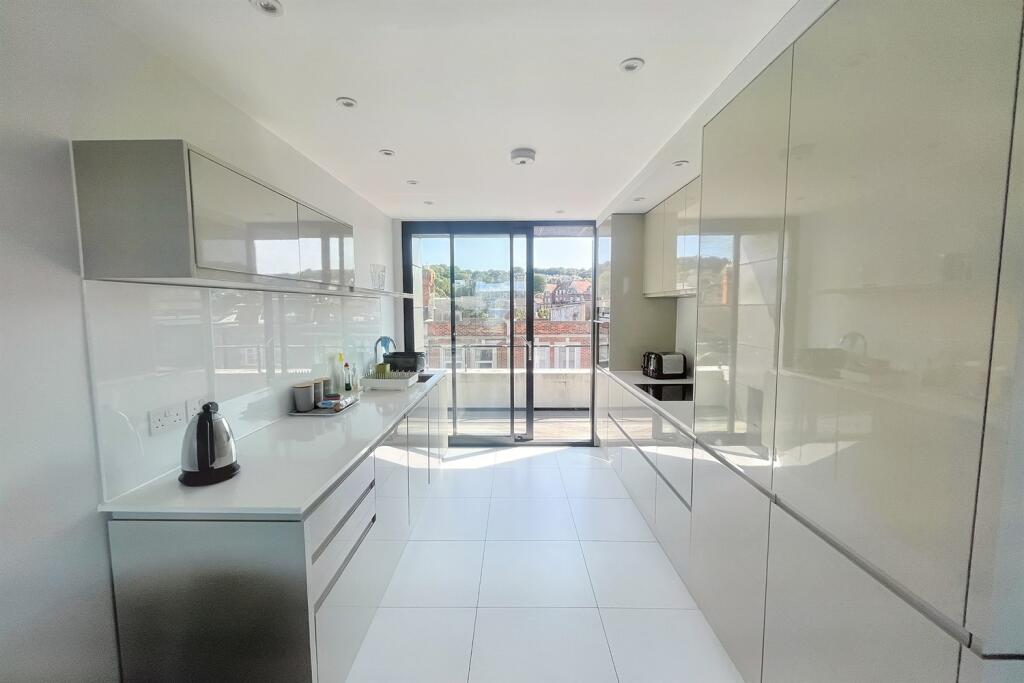 Kitchen Apartment 5