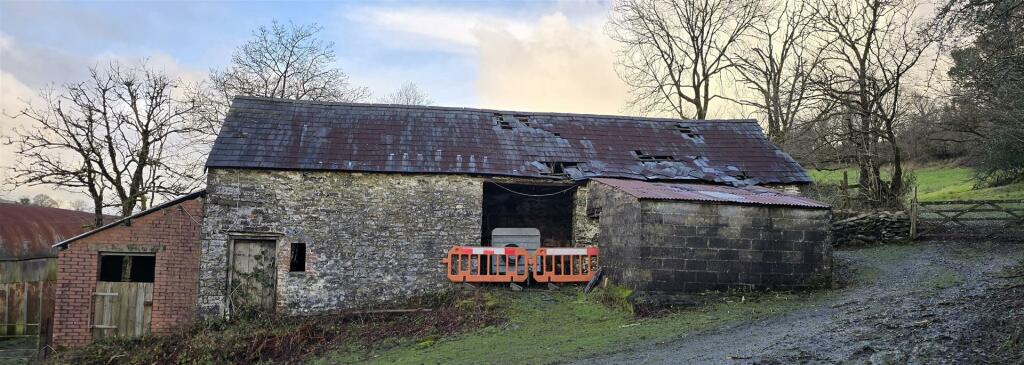 SECOND STONE BARN