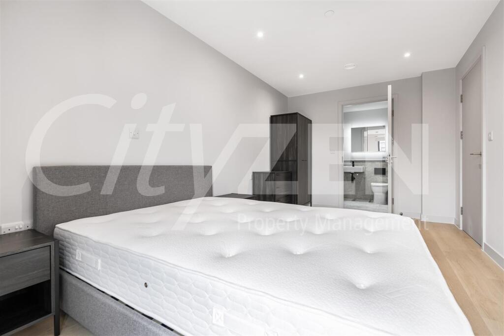 BEDROOM (SIMILAR APARTMENT)