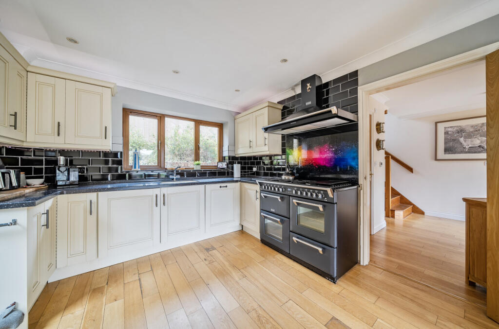 1342761-15-68adde...