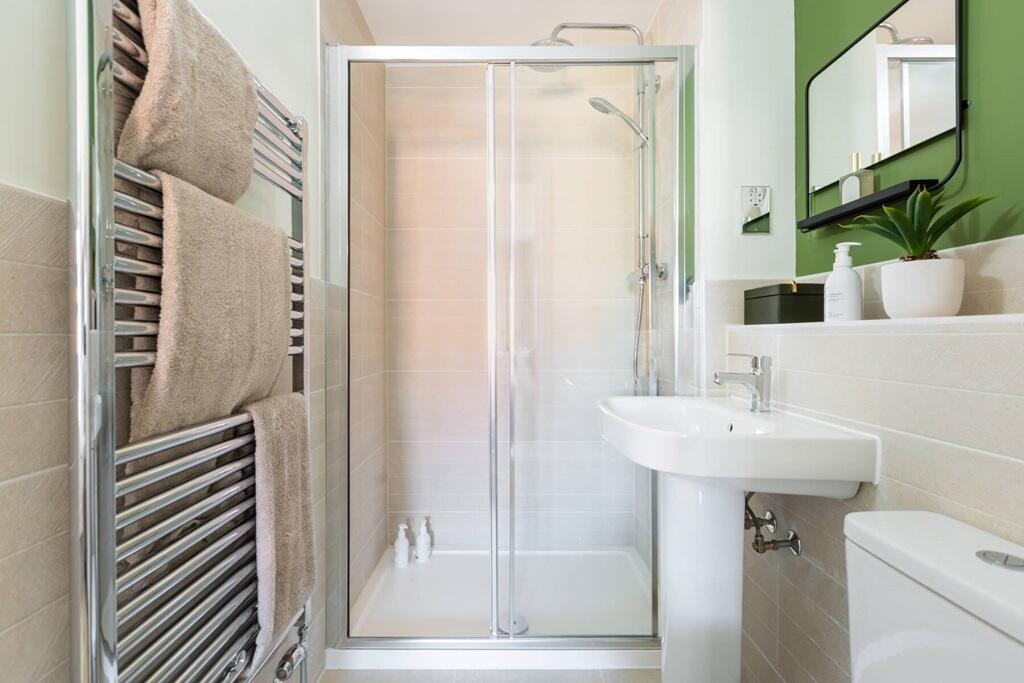 Private en suite- typical Taylor Wimpey home