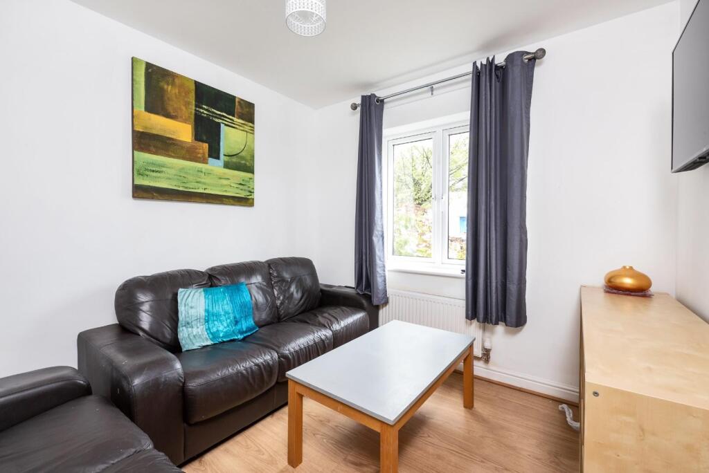 15 Orchid Drive, Bath-4.jpg