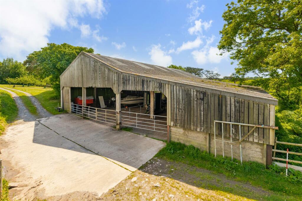 A20 - Springs Farm rownstone Road Kingswear - 2405