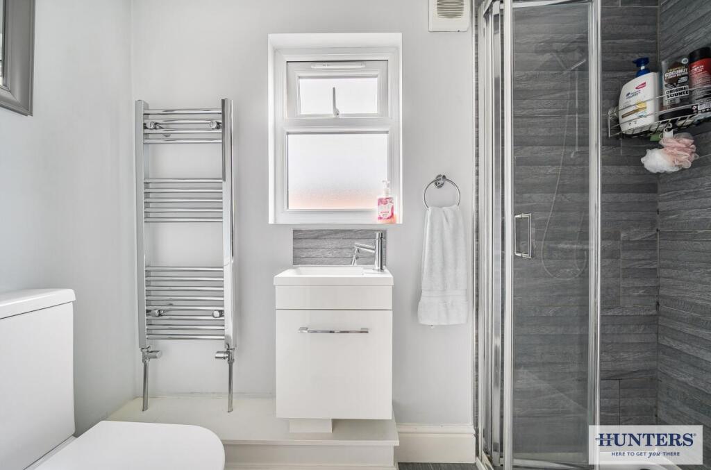 En Suite Shower Room