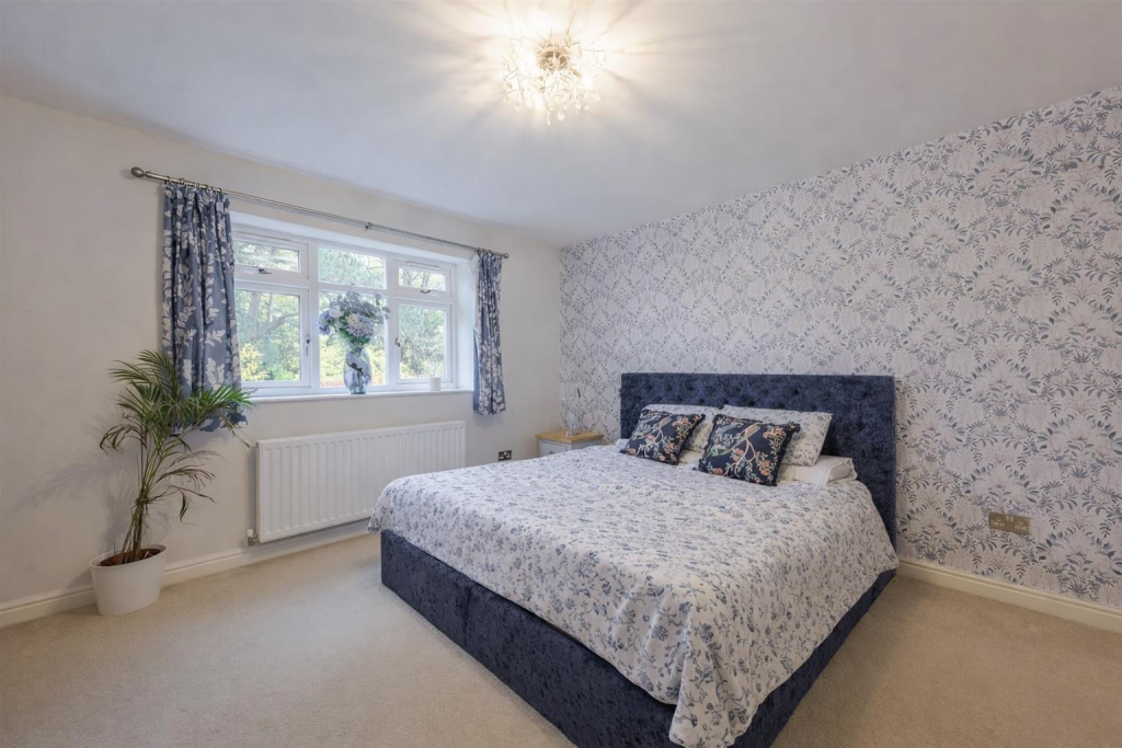 RichardCoop (30) (Large)   NEW.png