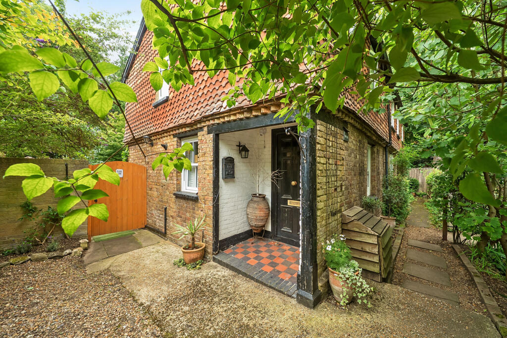 Side / Front Exterior