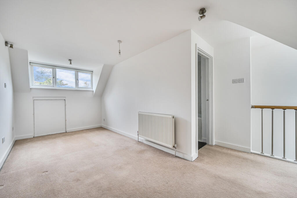 1371760-2-68f8f25...