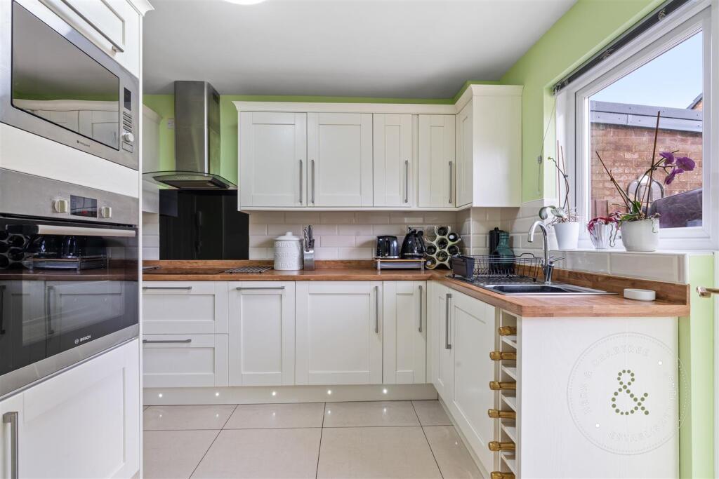 Althorp Drive, Penarth (1).jpg