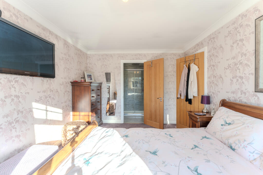 41 Holyrood Drive (10 of 36)