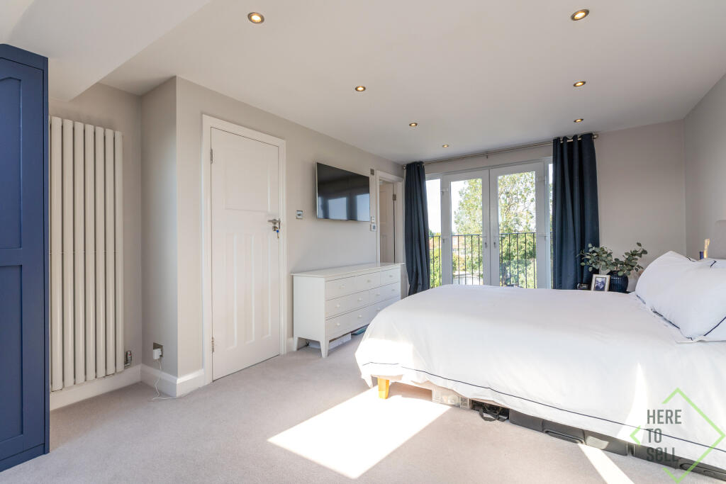 23 Vicars Close, Enfield EN1 3DN-5