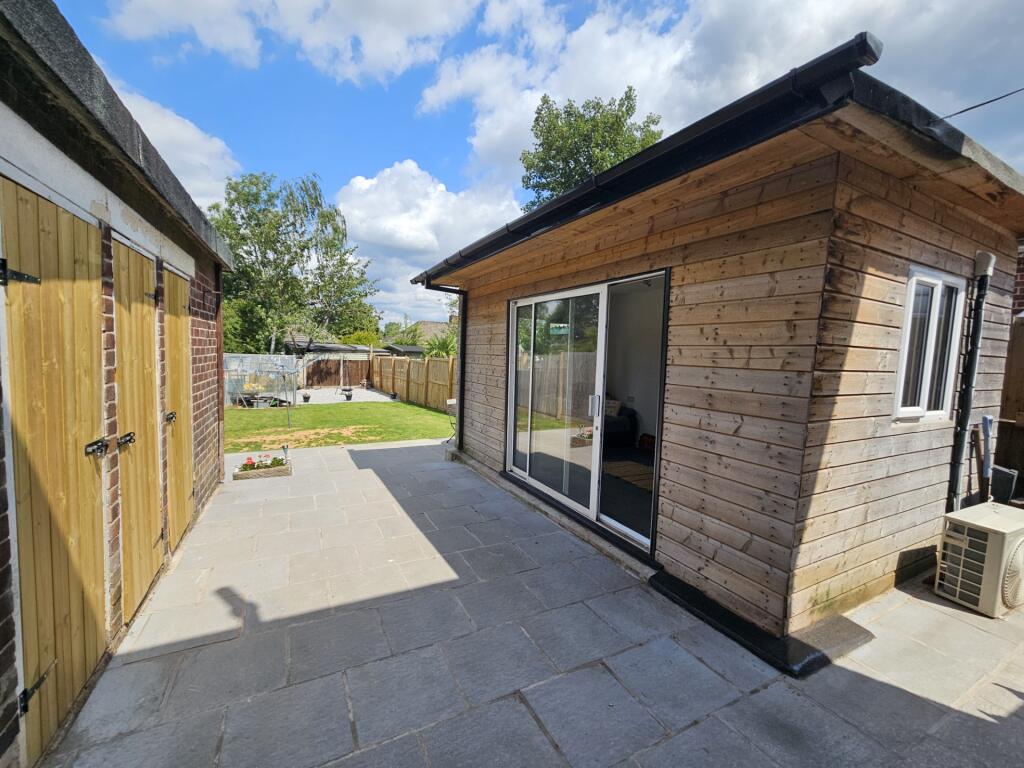 Garden room