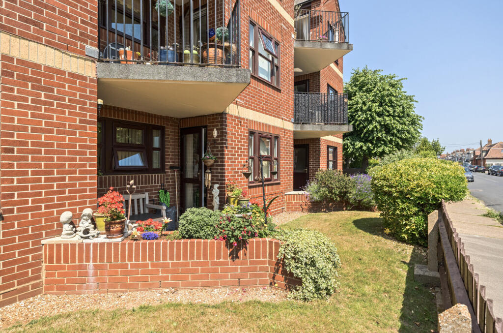 1312988-12-685418...