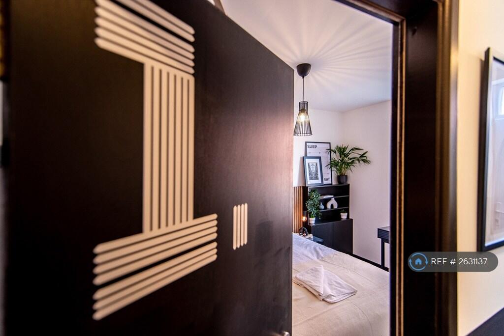 Room 1