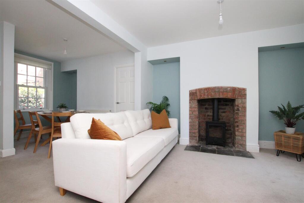 Living Dining Room.JPG