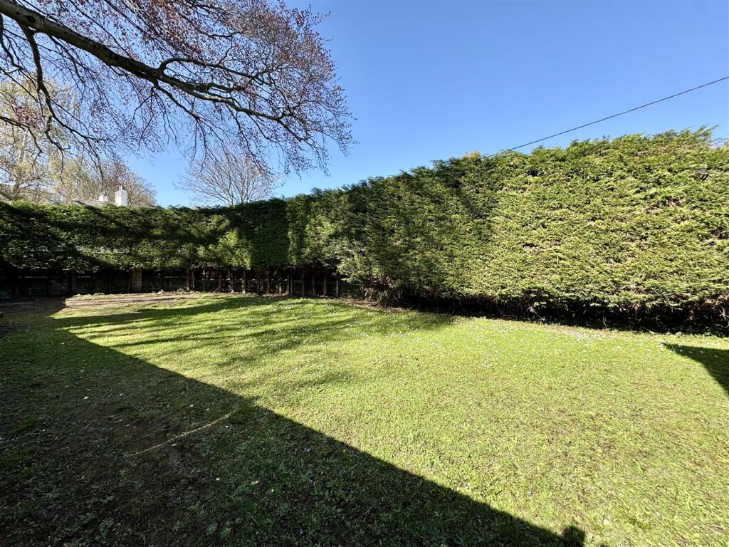 GARDENS