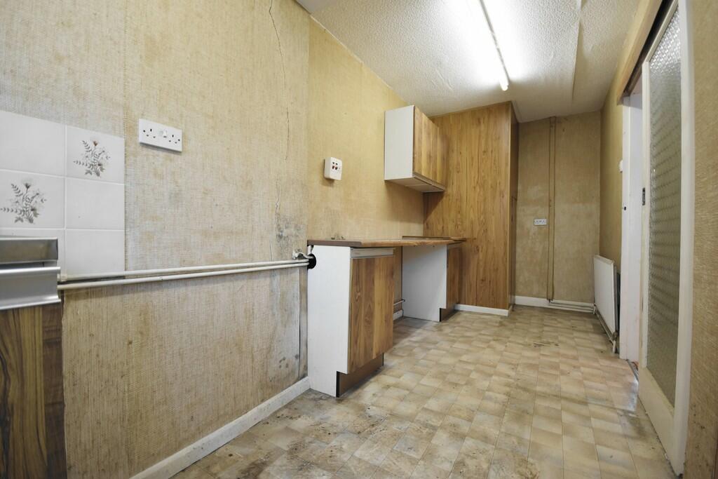 Kitchen 2-min