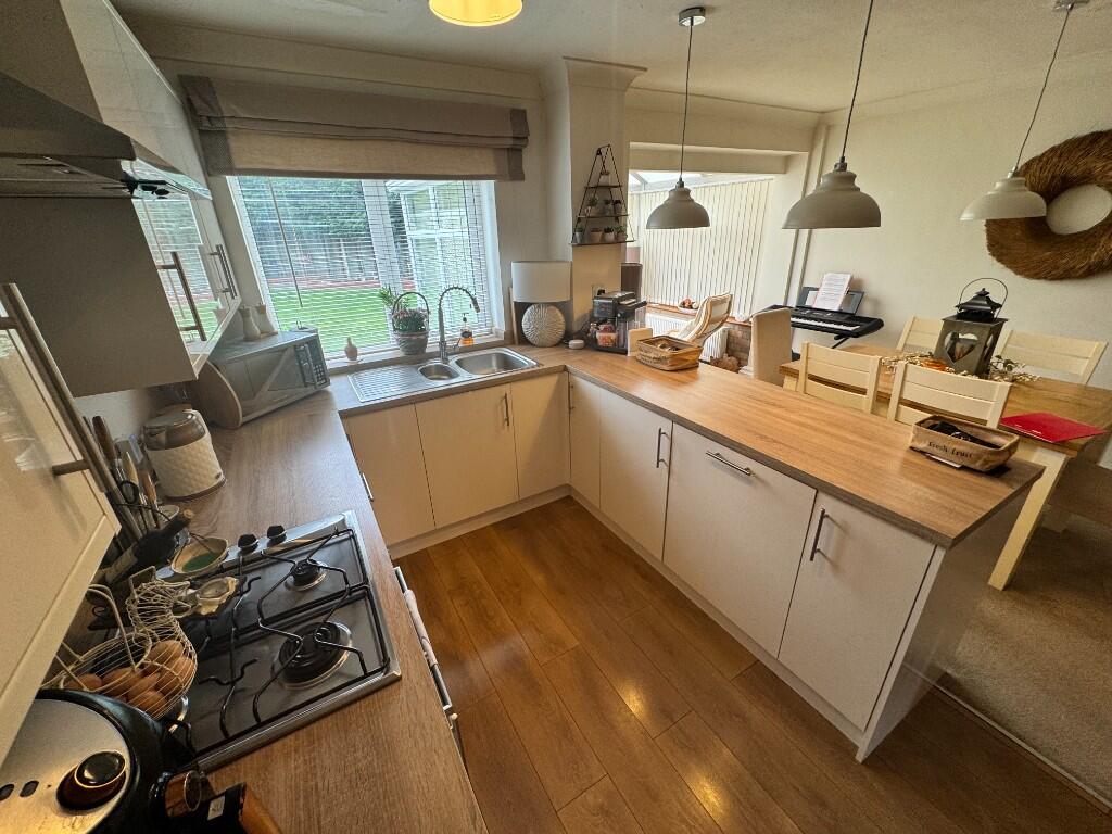 Fitted Kitchen