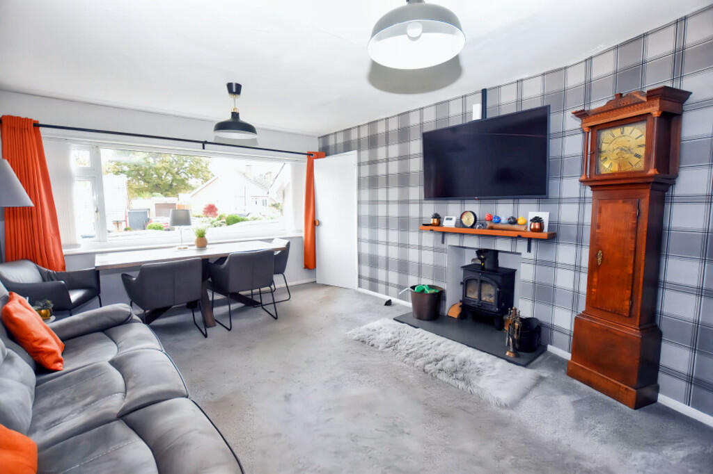 Lounge 3