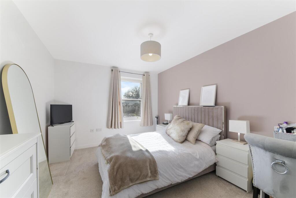 LYME REGIS COURT,4 (12).jpg