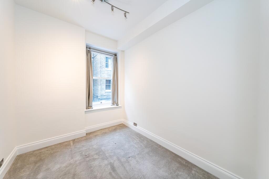 22-B-Prince-of-Wa...