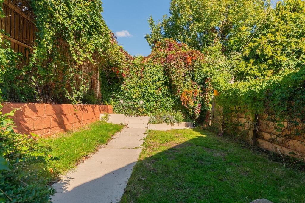 3S2LRHD - External C.jpg