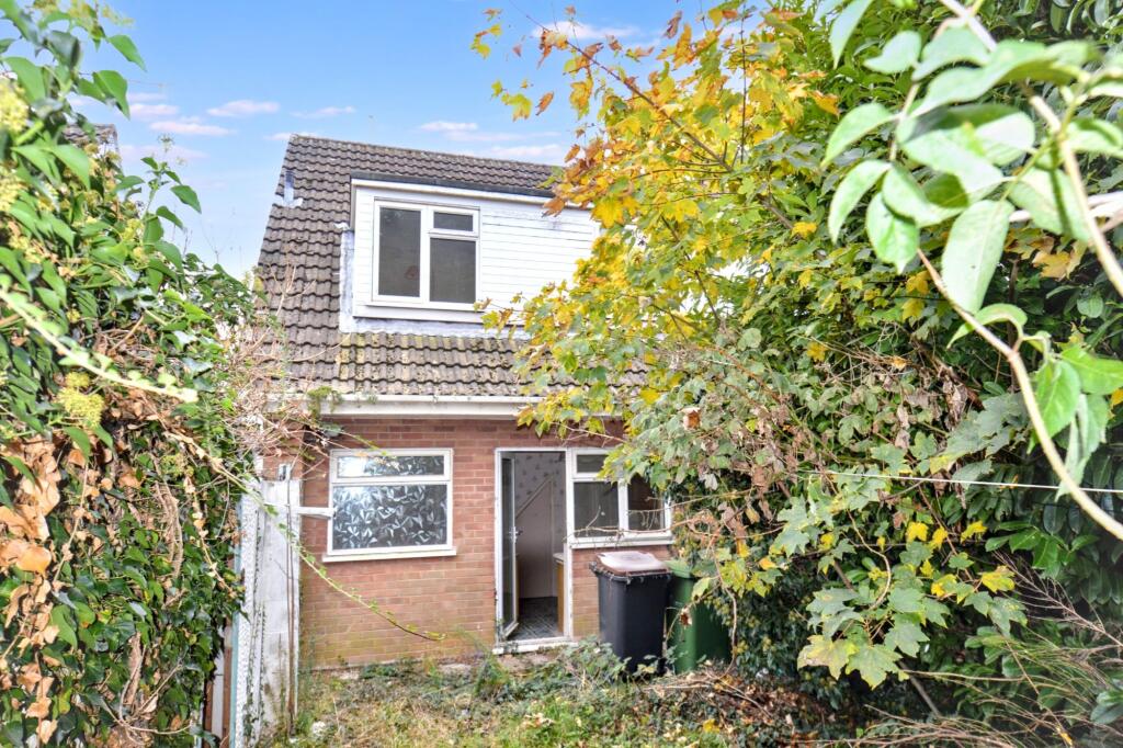 11 Thames Close, Bulkington, Bedworth, Nuneaton And Bedworth, Warwickshire, CV12 9QF
