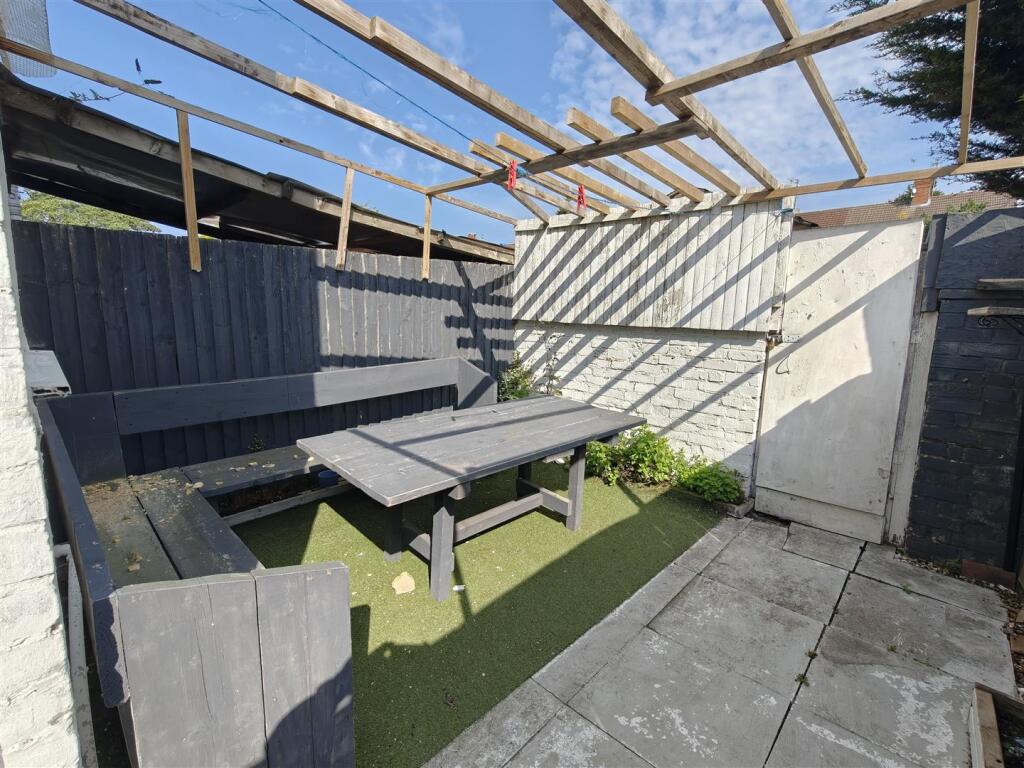 Garden 2.jpg