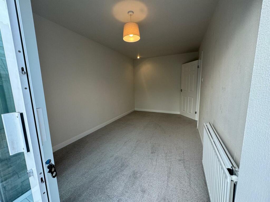 Double Bedroom 1
