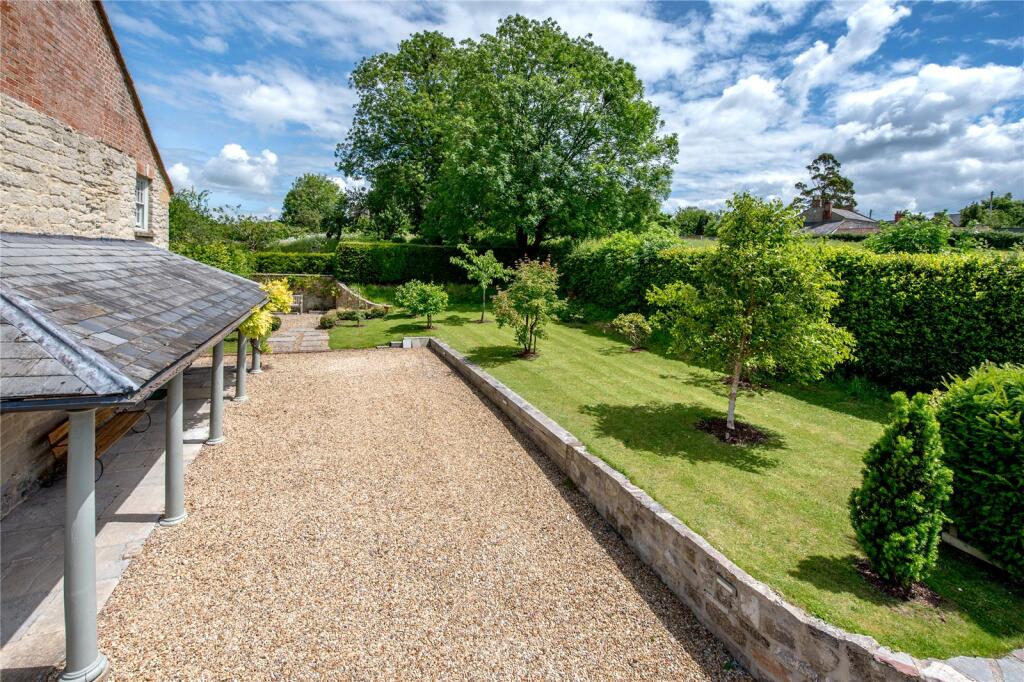 Gravelled Driveway