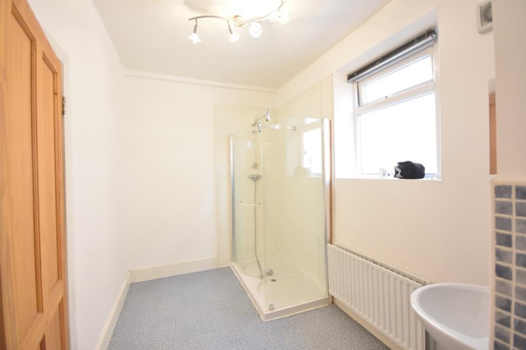188b Heaton Rd new pics5