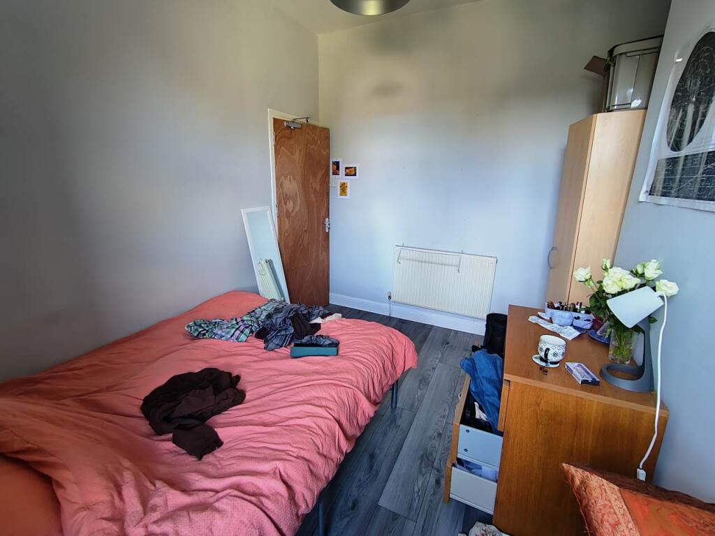 First floor middle b