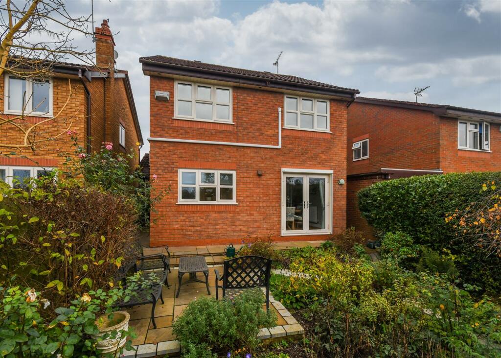 41 Penleigh Gardens - Rear.jpg
