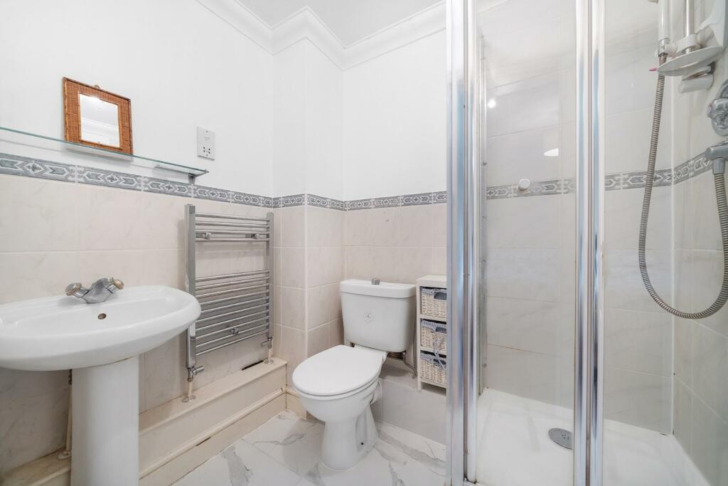 Ensuite.jpg