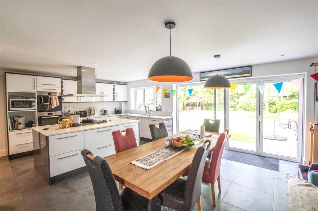 Kitchen/Living/Diner