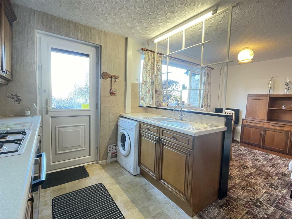 Dining / Kitchen
