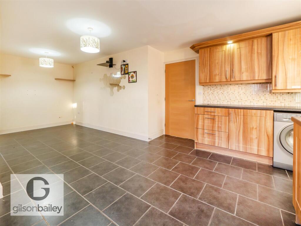 3HallWoodClose-45 (1).jpg