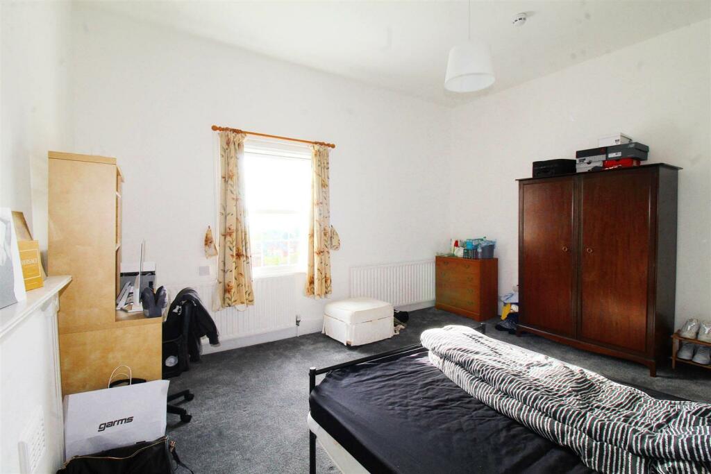 Bedroom Seven