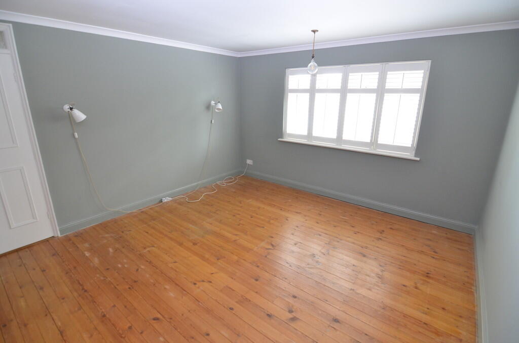 BEDROOM1.2