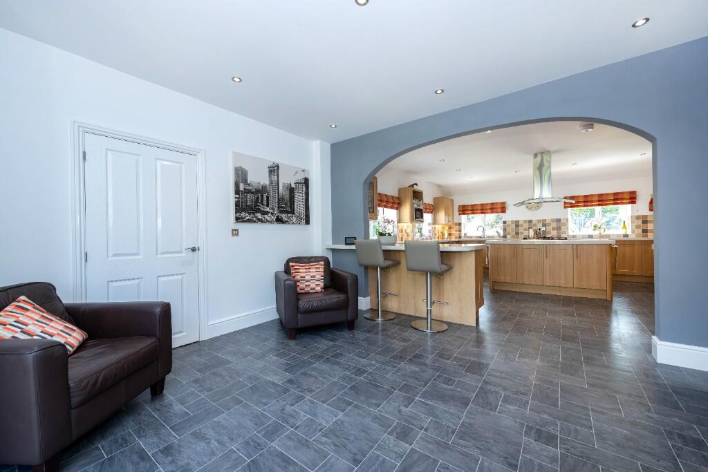 Kitchen Day Room