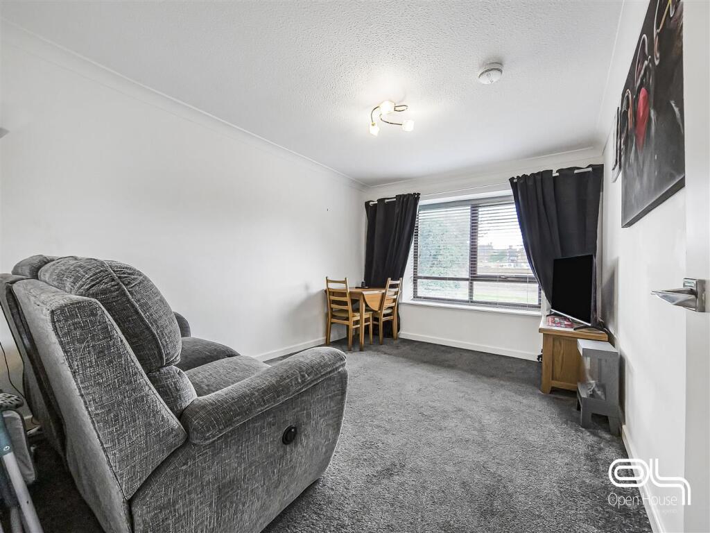 Willow Court (6).jpg